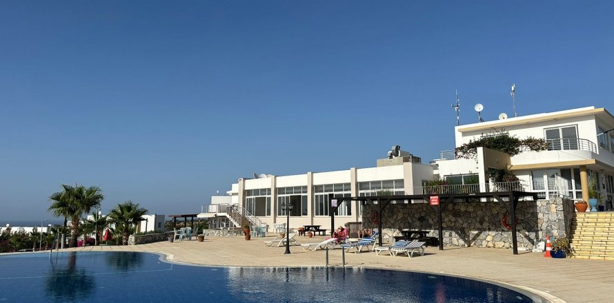 Lägenhet  i Girne,  Nr. 210972