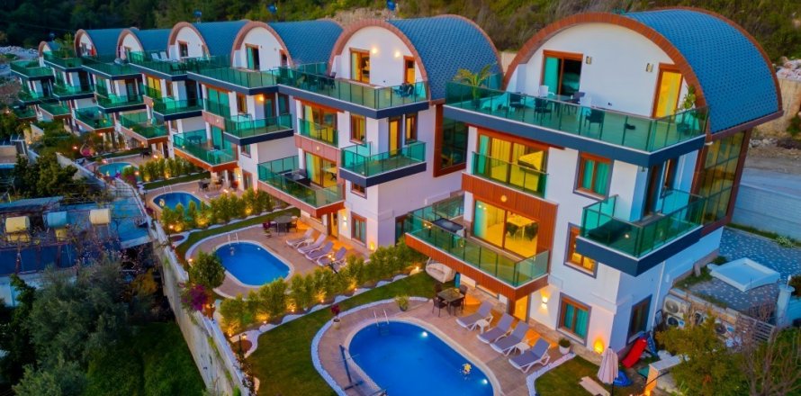 Villa in Alanya, Antalya, Turkey No. 178008