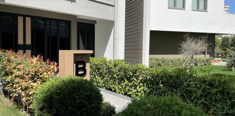 3+1 Apartment  in Antalya, Turkey No. 170229
