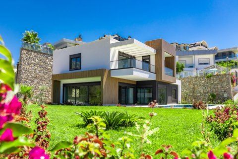 5+1 Villa  in Alanya, Antalya, Türkei Nr. 71475