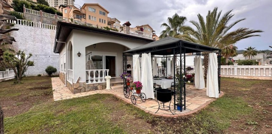 Villa in Mahmutlar, Antalya, Turkey No. 162631