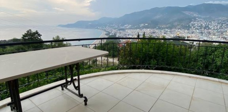 آپارتمان در  Alanya ، ترکیه 130 متر مربع.  شماره 165155