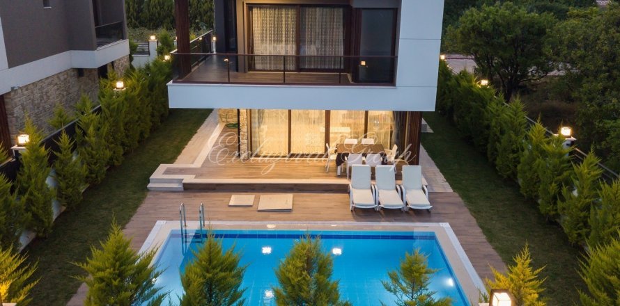 4+1 Villa  i Kemer, Antalya, Tyrkia Nr. 179017