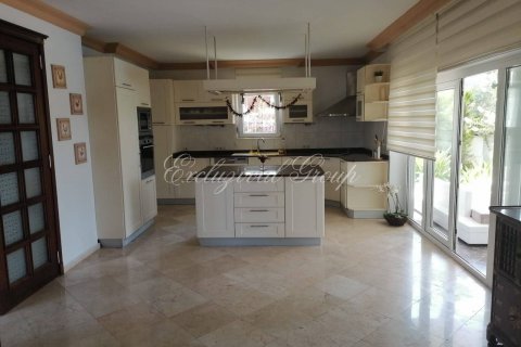 4+1 Villa  i Kemer, Antalya, Tyrkia Nr. 178985 - 17