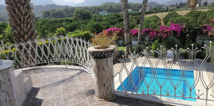 4+1 Villa  i Kemer, Antalya, Tyrkia Nr. 178985