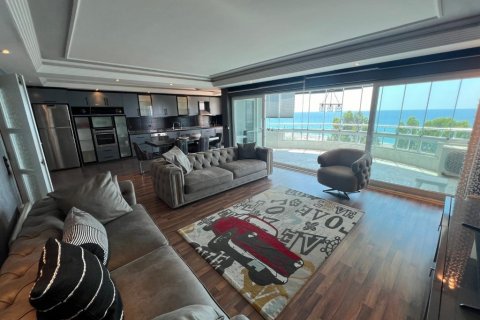 Apartment  in Tosmur, Alanya, Antalya, Turkey No. 171179