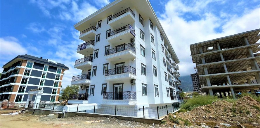 1+1 Apartment in Alanya, Antalya, Turkey No. 172758