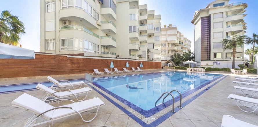 2+1 Apartment  in Oba, Antalya, Turkey No. 191688