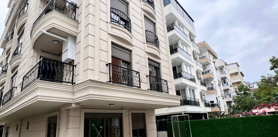 1+1 Apartment  in Antalya, Turkey No. 177022