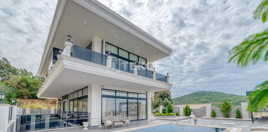 4+2 Villa i Alanya, Antalya, Tyrkia Nr. 190554