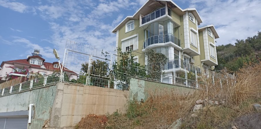 10+1 Villa  in Alanya, Antalya, Turkey No. 171981