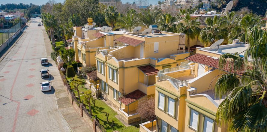 2+1 Villa in Alanya, Antalya, Türkei Nr. 172029
