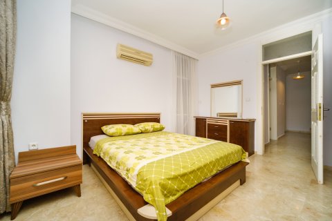 2+1 Villa in Alanya, Antalya, Türkei Nr. 172029 - 8