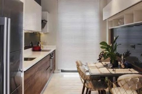 Продажа квартиры в Бююкчекмедже, Стамбуле, Турция 2 комн., 67м2, №177701 – фото 16