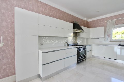 Villa for sale in Istanbul, Turkey, 5 bedrooms, 400m2, No. 178962 – photo 7