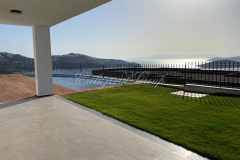 2+1 Villa in Bodrum, Mugla, Türkei Nr. 178468 - 3