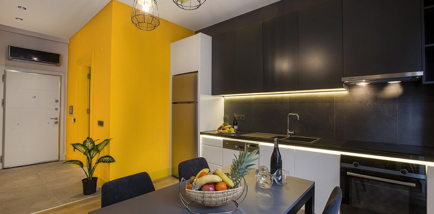 2+1 Apartment in C-Lounge Cleopatra Residence, Alanya, Antalya, Turkey No. 163158