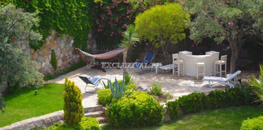 4+1 Villa in Bodrum, Mugla, Türkei Nr. 178597