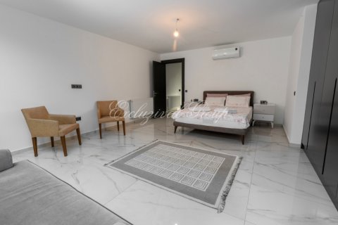 4+1 Villa in Bodrum, Mugla, Türkei Nr. 179367 - 15