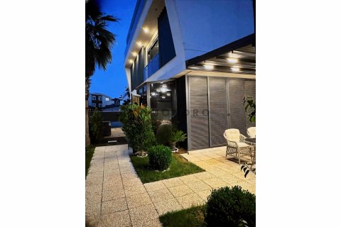 5+1 Villa  i Antalya, Turkiet Nr. 193365