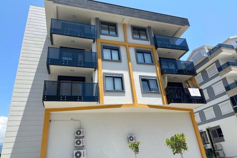 1+1 Apartment  in Alanya, Antalya, Turkey No. 172330