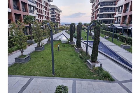 Apartment for sale  in Bueyuekcekmece, Istanbul, Turkey, 4 bedrooms, 250m2, No. 193260 – photo 29