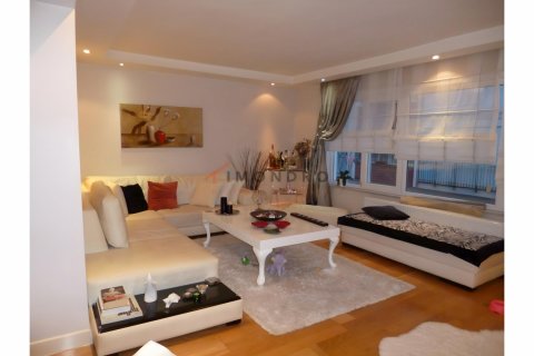 2+1 Lägenhet i Besiktas, Istanbul, istanbul, Turkiet Nr. 193769 - 3
