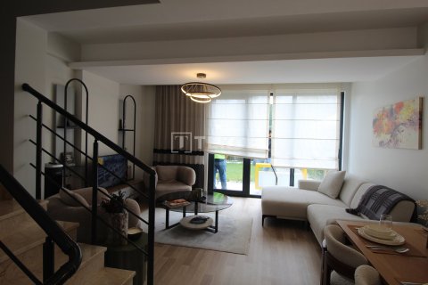 4+1 Villa  in Istanbul, Türkei Nr. 169546 - 7