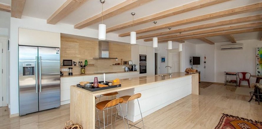 6+2 Villa in Alanya, Antalya, Turkey No. 172189