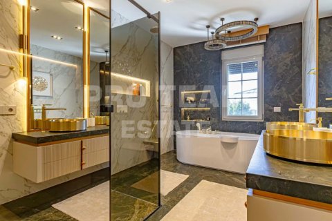 Продажа виллы  в Кунду, Анталье, Турция 6 комн., 465м2, №188133 – фото 23