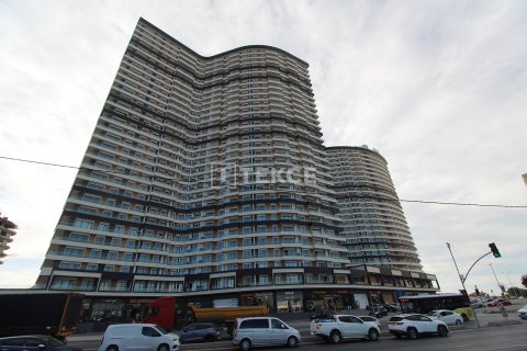 1+1 Leilighet  i Bueyuekcekmece, Istanbul, Tyrkia Nr. 176725