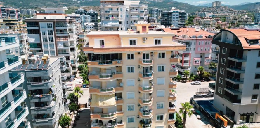 Apartment  in Mahmutlar, Antalya, Turkey No. 166697