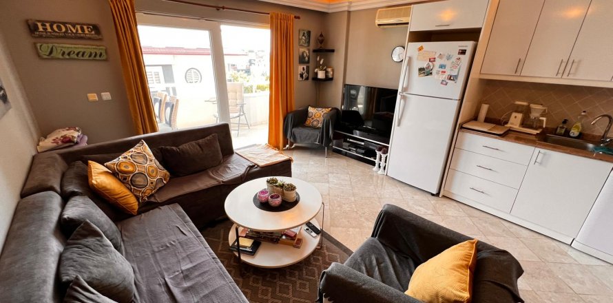 Apartment  in Cikcilli, Antalya, Turkey No. 194314