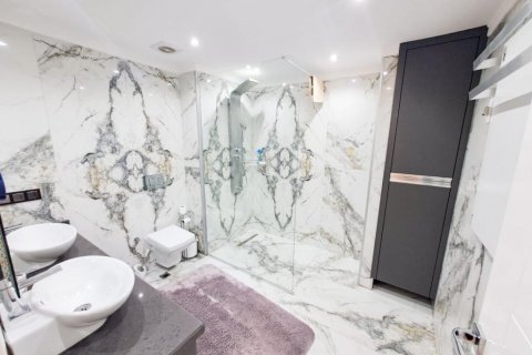 Продажа квартиры в Кестеле, Анталье, Турция 5 комн., 100м2, №162389 – фото 10