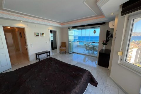 Продажа квартиры  в Аланье, Анталье, Турция 3+1, 220м2, №176074 – фото 17