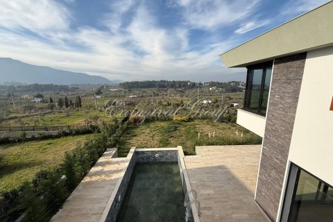 4+1 Villa in Izmir, Türkei Nr. 184061
