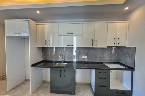 1+1 Lägenhet i Oba, Antalya, Turkiet Nr. 193456 - 4