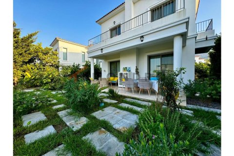 3+1 Villa in Karaoglanoglu, Girne, Nr. 188357 - 3