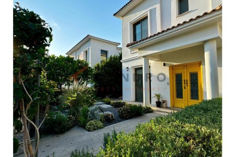 3+1 Villa in Karaoglanoglu, Girne, Nr. 188357 - 2