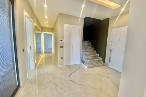 Apartment for sale  in Alanya, Antalya, Turkey, 230m2, No. 165929 – photo 17