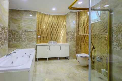 Продажа виллы  в Аланье, Анталье, Турция 5+1, 300м2, №176667 – фото 17