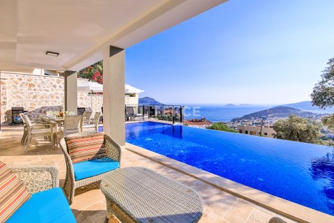 5+1 Villa  i Kas, Antalya, Turkiet Nr. 164946