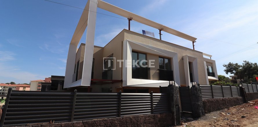 6+1 Villa i Mezitli, Mersin, Tyrkiet Nr. 166228