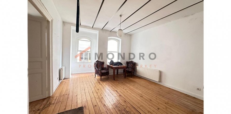 2+1 Lägenhet i Beyoglu, Istanbul, istanbul, Turkiet Nr. 182167