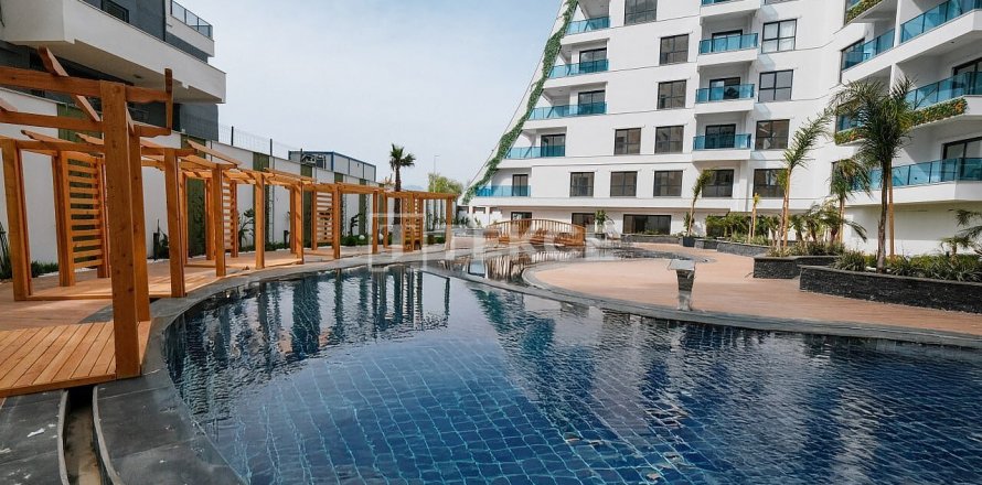 2+1 Apartment  in Alanya, Antalya, Turkey No. 187210