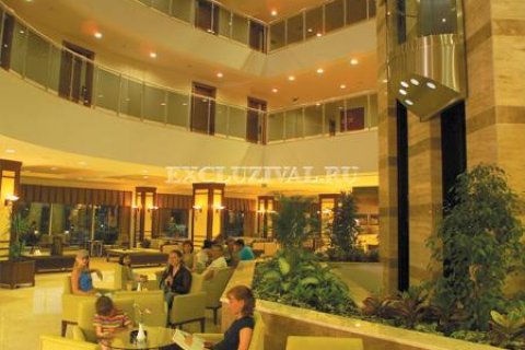 هتل در  Kemer ، ترکیه 10000 متر مربع.  شماره 178870