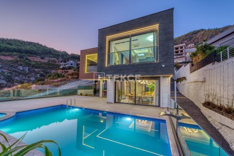 4+1 Villa  i Alanya, Antalya, Tyrkiet Nr. 184260 - 3