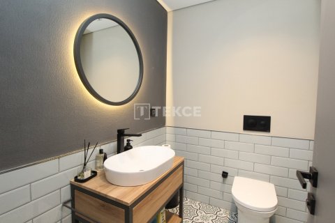 Apartment for sale in Istanbul, Turkey, 2 bedrooms, 152m2, No. 189740 – photo 13
