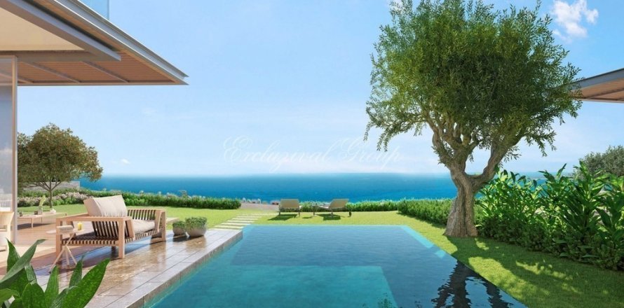 5+1 Villa  in Bodrum, Mugla, Turkey No. 179079