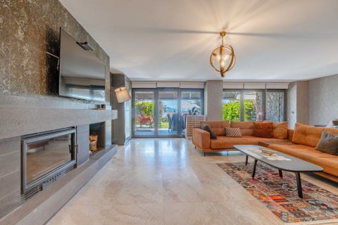 Villa for sale in Bodrum, Mugla, Turkey, 3 bedrooms, 220m2, No. 191438 – photo 18